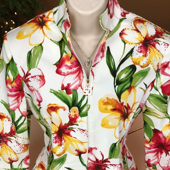 ST. JOHN SPORT BY MARIE GRAY WHITE FLORAL JACKET S - Picture 3 of 16